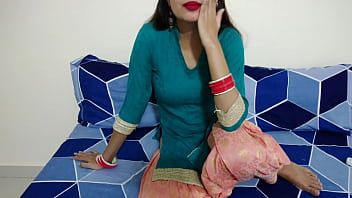Afspelen Hete mooie milf bhabhi rollenspel seks met onschuldige devar! indian xxx saarabhabhi6 heldere hindi audio