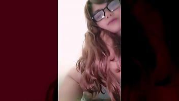 播放 印度德西普里亚艾玛用她的大胸部跳舞和戏弄| xxx 性网络系列 |新的印地语性感视频|印地语热性网络系列|热门网络系列|热高清