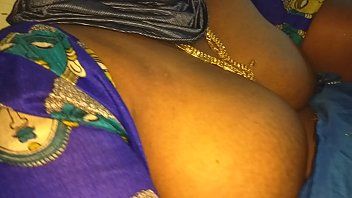 Putar Tamil bibi telugu bibi kannada bibi malayalam bibi kerala bibi hindi bhabhi terangsang desi india utara india selatan terangsang vanitha mengenakan saree guru sekolah menunjukkan payudara besar dan vagina dicukur tekan payudara keras tekan nip menggosok vagina