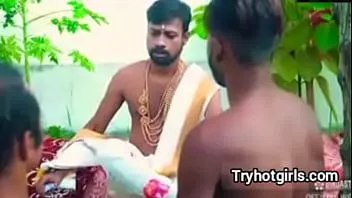 تشغيل Desi unsatisfied ربة منزل radadiyal الحصول على مارس الجنس بواسطة الزوج