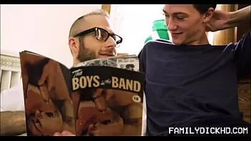 play Hijastro twink flaco follado por su padrastro después de encontrar su alijo de porno gay