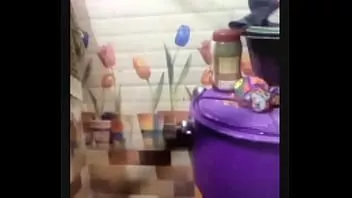 play Neighborhood aunty showing boobs on video call