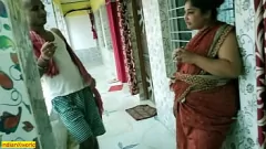 播放 Desi Bhabhi 的激烈中出体验：热印度孟加拉语音频