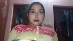 play Desi Bhabhi Radhas intime Begegnung mit Daver: Hardcore-Ficken im Freien mit Hindi-Audio