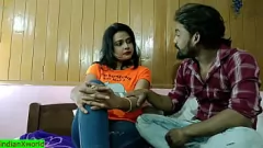 play হট ইন্ডিয়ান ভাবী হার্ড-প্রাক-বিবাহের লিঙ্গের সাথে জড়িত!