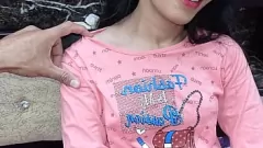 播放 体验激情：印度已婚夫妇的第一个夜晚，充满热气腾腾的浪漫和印地语音频