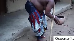 चलाएँ उस चौंकाने वाले पल का गवाह बनिए जब मैंने एक अजनबी को मेरी दादी को एक विशाल काले लंड के साथ सार्वजनिक रूप से चोदते हुए देखा