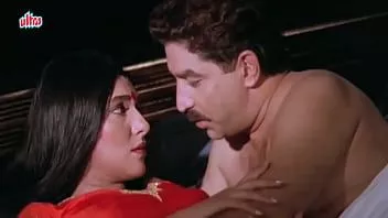 Odtwórz Żona zdradziła i zastrzeliła męża, gdy przyłapano na scenie bollywoodzkiej