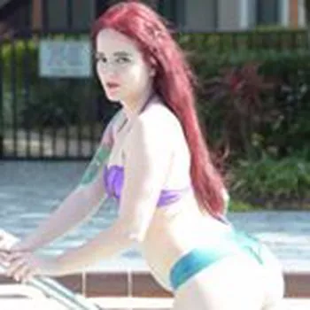 Bintang porno Maci May